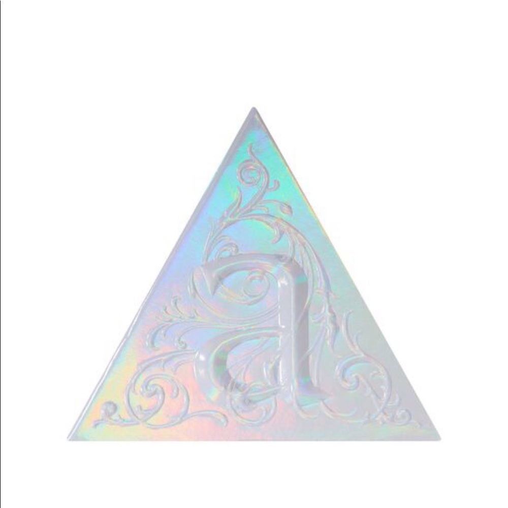 Kat von D Alchemist Holographic Transformer